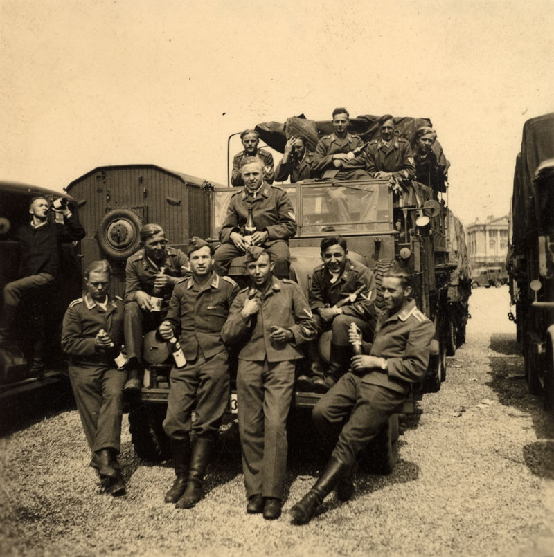 Soldats allemands sur la Place d’Armes