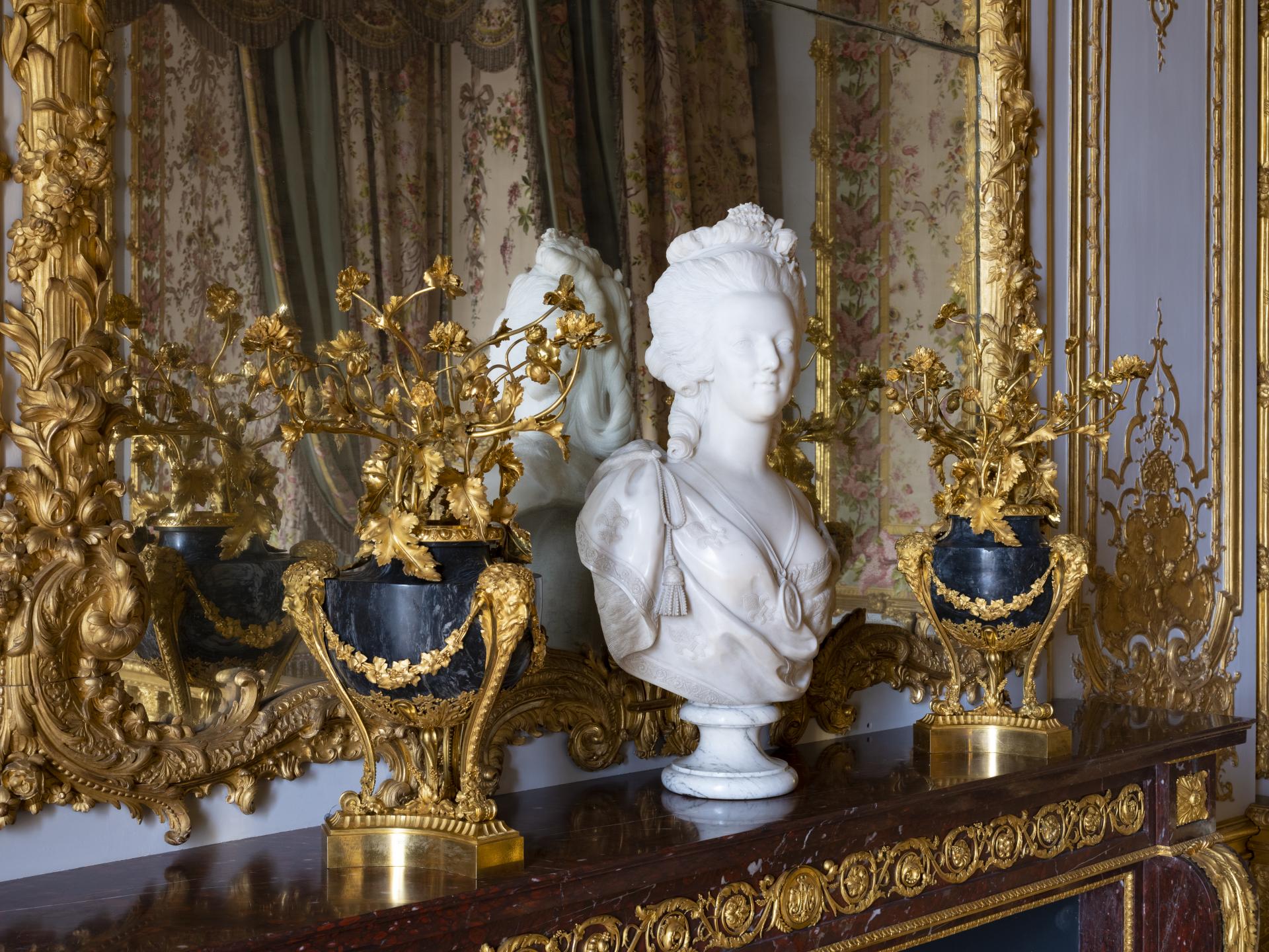 Marie Antoinette Palace Of Versailles