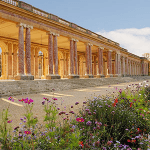 palace of versailles tourist