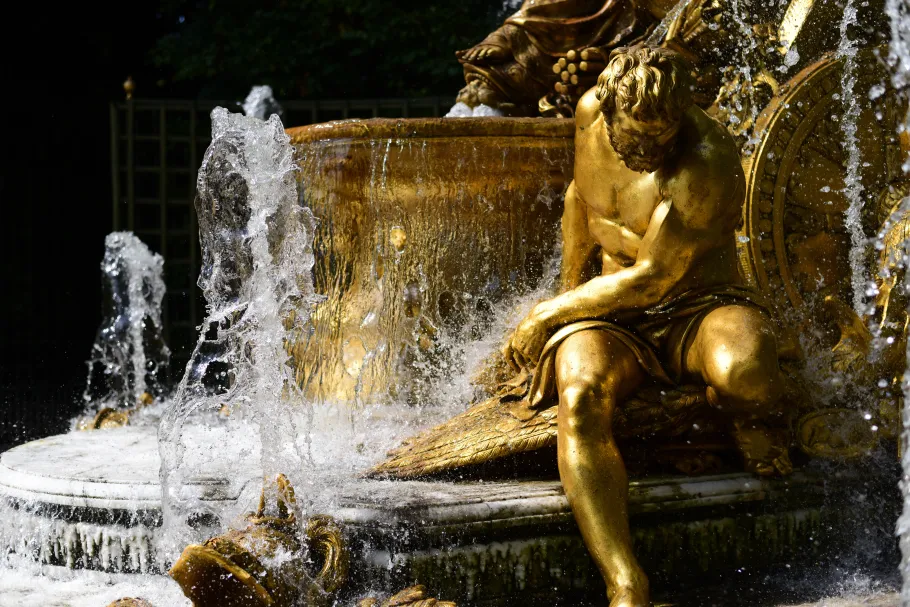 Triumphal Arch Grove