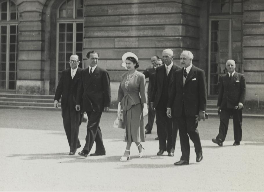 Visit by Queen Elizabeth II at Versailles 1948