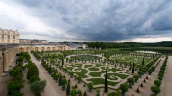 The Gardens Palace Of Versailles