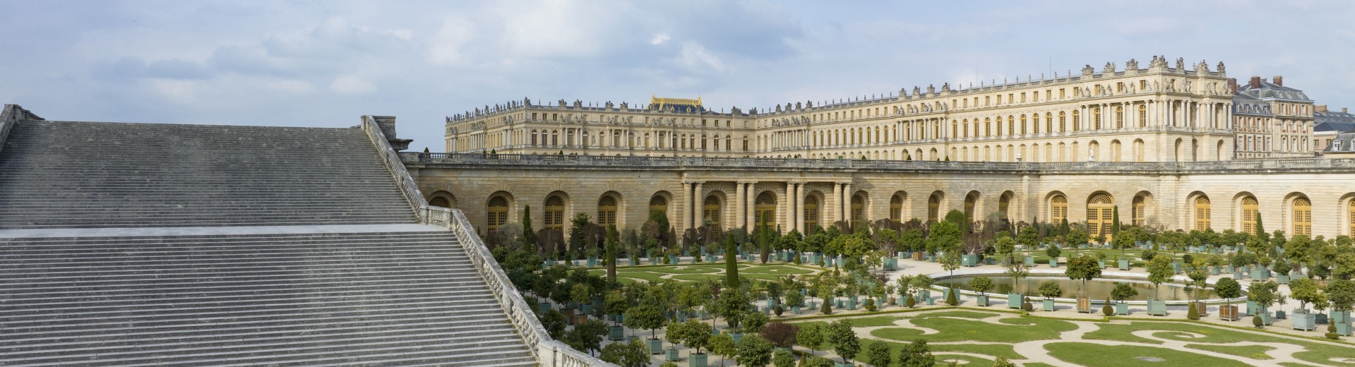 フランス式庭園の魅力とル・ノートルの世界 The Charm of French Garden and the World of Le Notre（新書） フランス式庭園の魅力とル・ノートルの世界 | 杉尾 伸太郎 |本